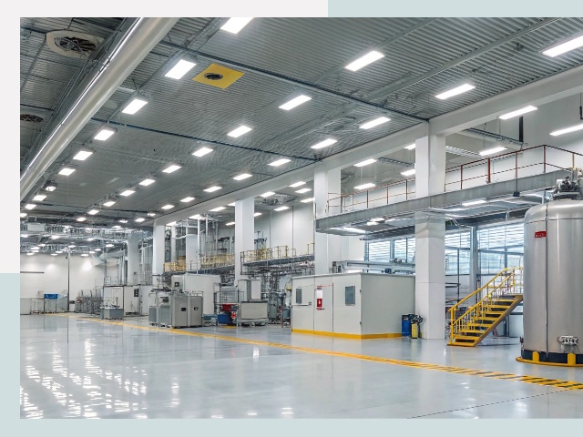 Освещение ангаров в Озёрске от 609 руб. - Эффективные решения