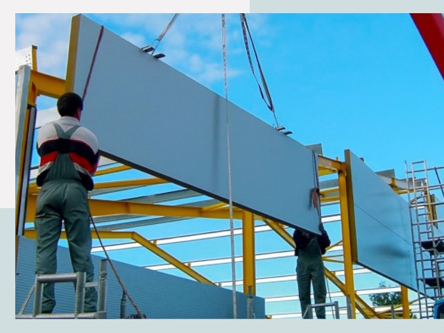 Монтаж сэндвич-панелей в Озёрске от 609 руб.